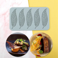Lace Mat Feather